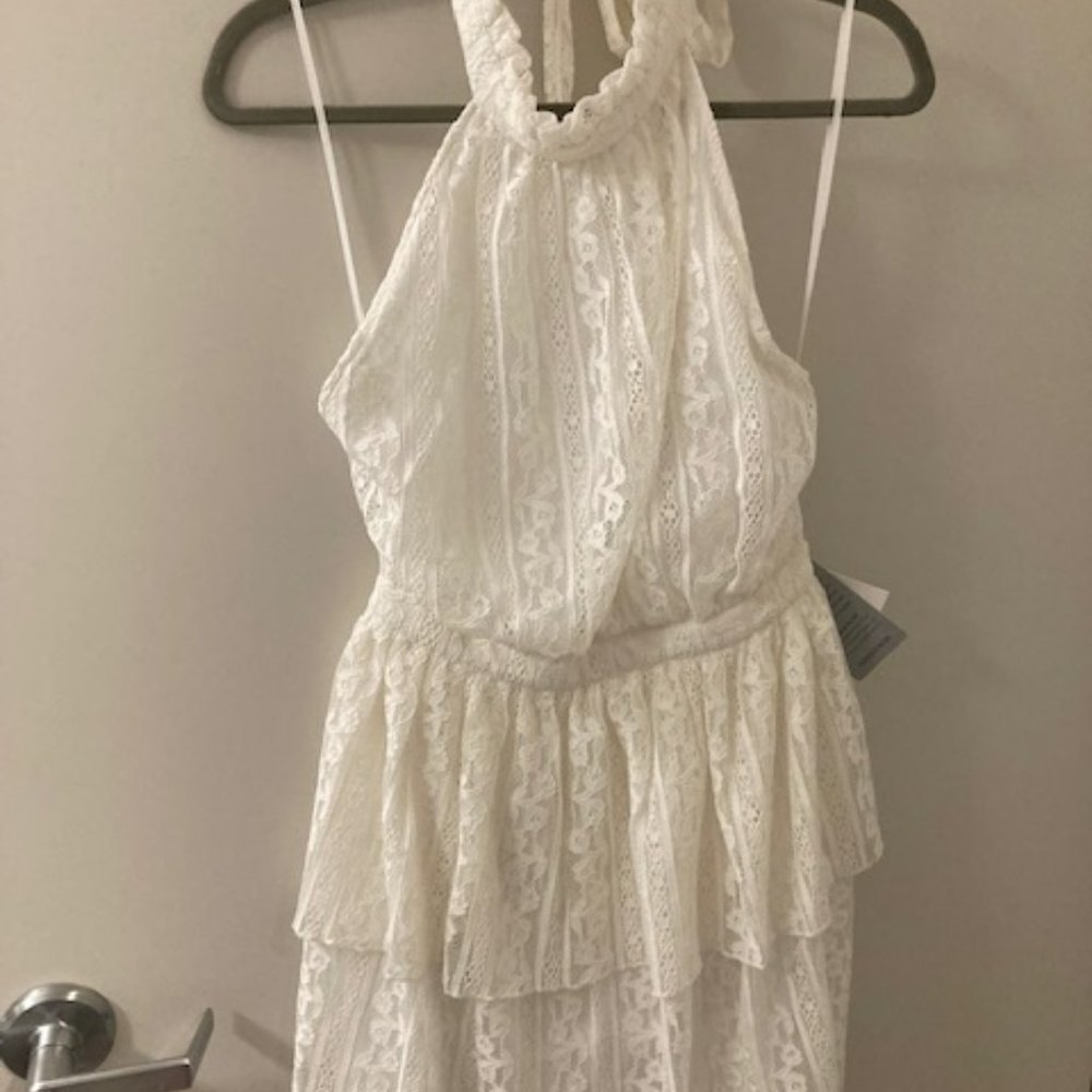 NWT Bellevue The Label Neve Halter Dress Lace Open Back Size Small